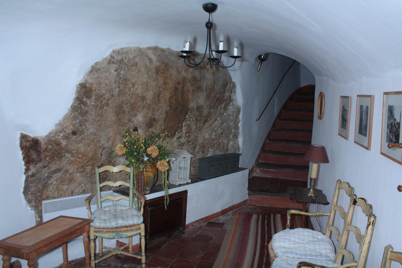 ムスティエ・サント・マリー La Bouscatiere Bed & Breakfast エクステリア 写真