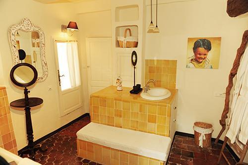 ムスティエ・サント・マリー La Bouscatiere Bed & Breakfast エクステリア 写真